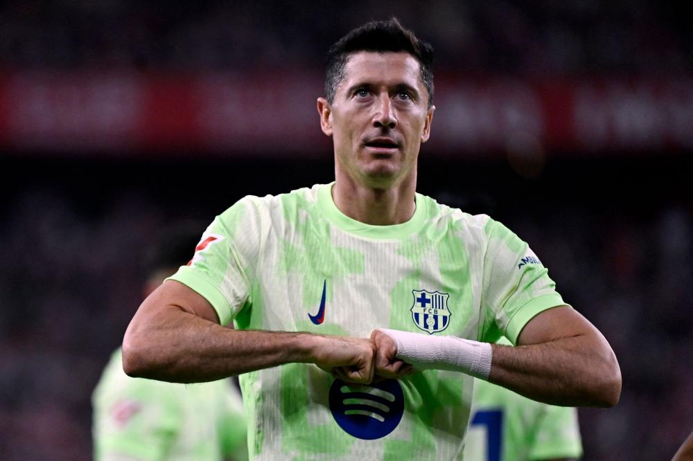 76人队记：庄神右膝扭伤，本场比赛不会回归